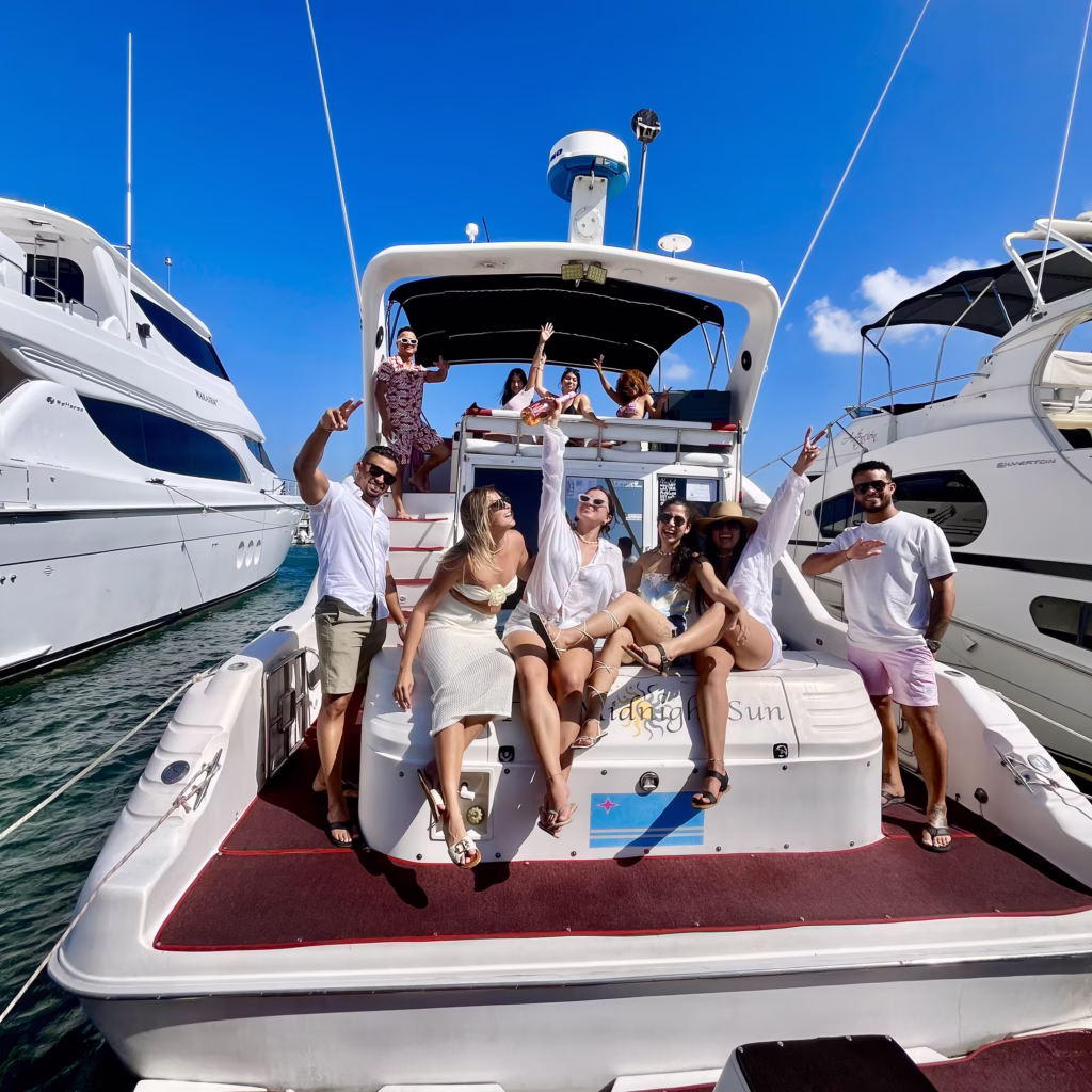 Midnight Party yacht